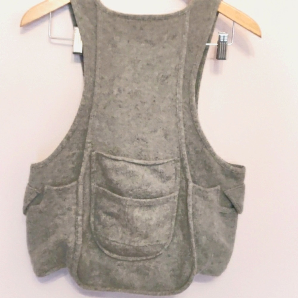 Inhabit 100% Cashmere knit Vest